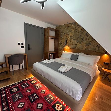 'Gurra Family' Guesthouse Theth Kültér fotó