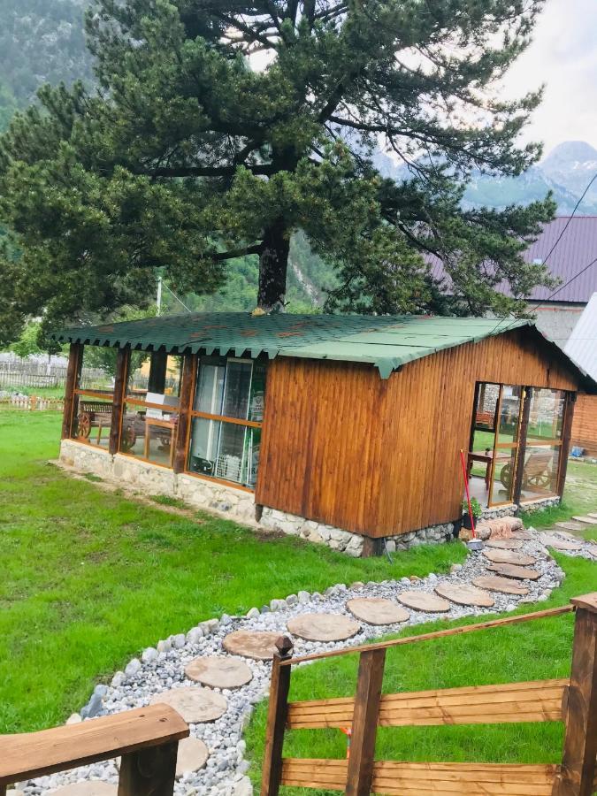 'Gurra Family' Guesthouse Theth Kültér fotó