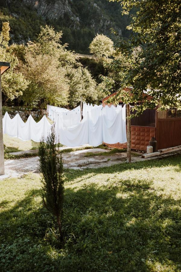 'Gurra Family' Guesthouse Theth Kültér fotó
