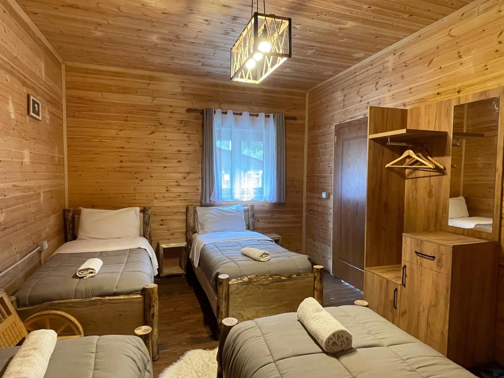 'Gurra Family' Guesthouse Theth Kültér fotó