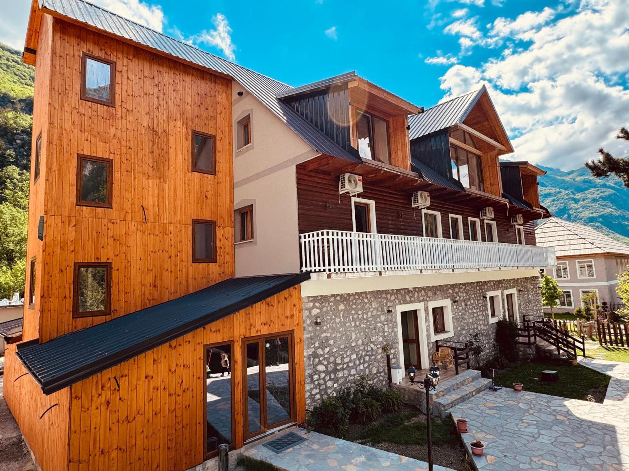 'Gurra Family' Guesthouse Theth Kültér fotó