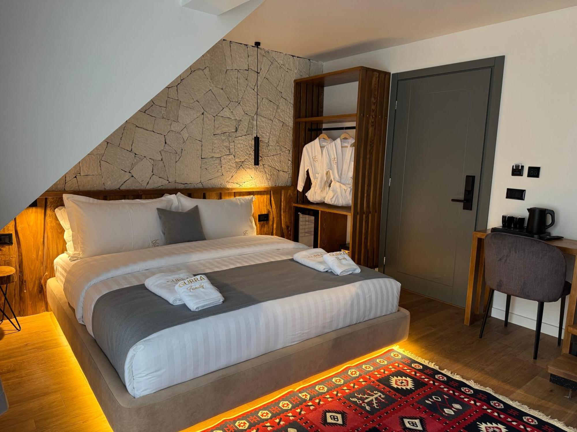 'Gurra Family' Guesthouse Theth Kültér fotó