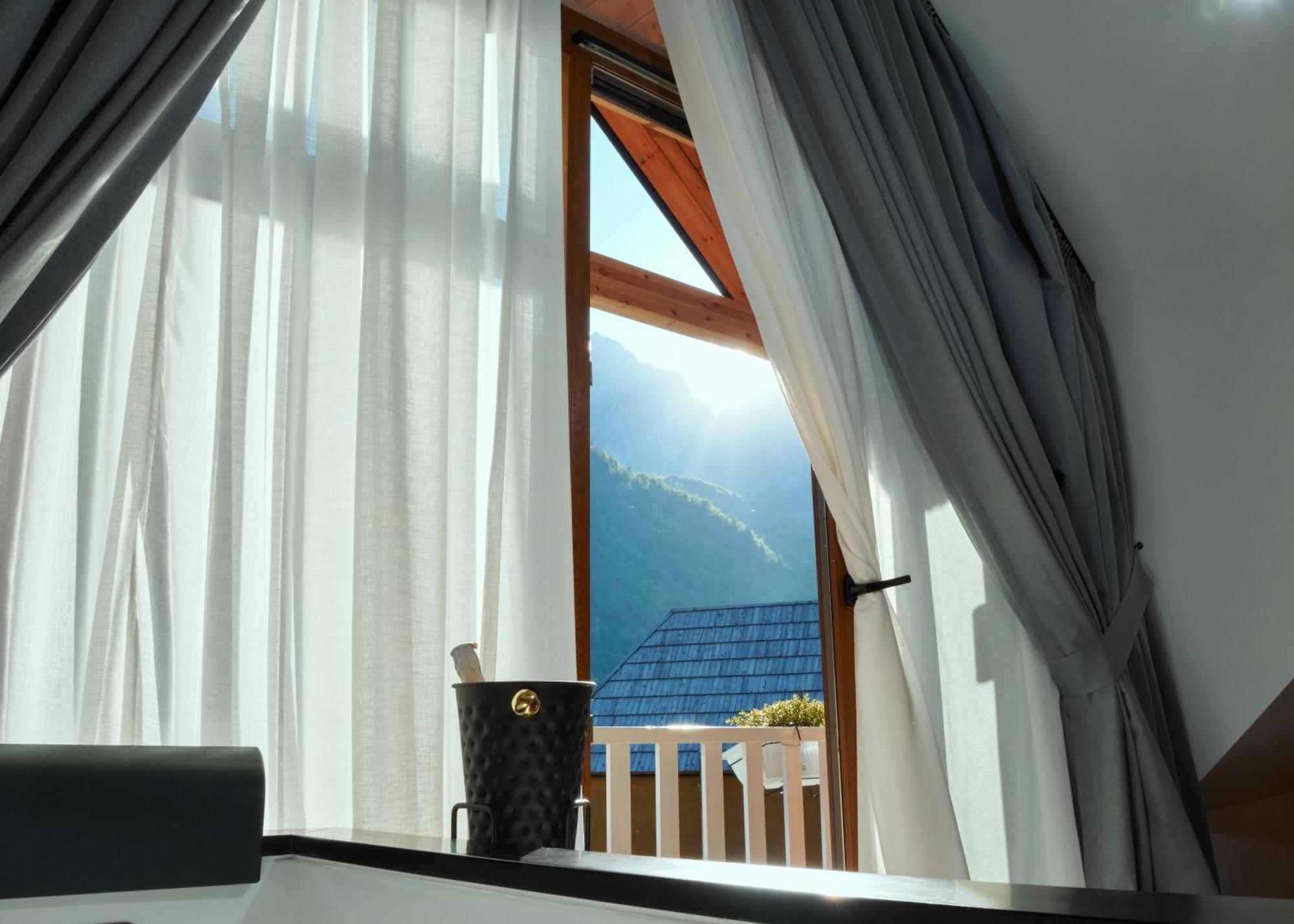 'Gurra Family' Guesthouse Theth Kültér fotó