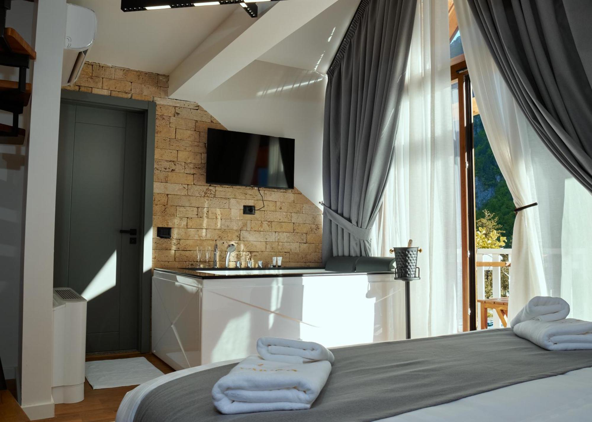 'Gurra Family' Guesthouse Theth Kültér fotó
